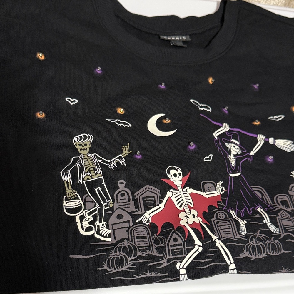 NWOT Torrid Black Halloween Light Up Graphic Sweater